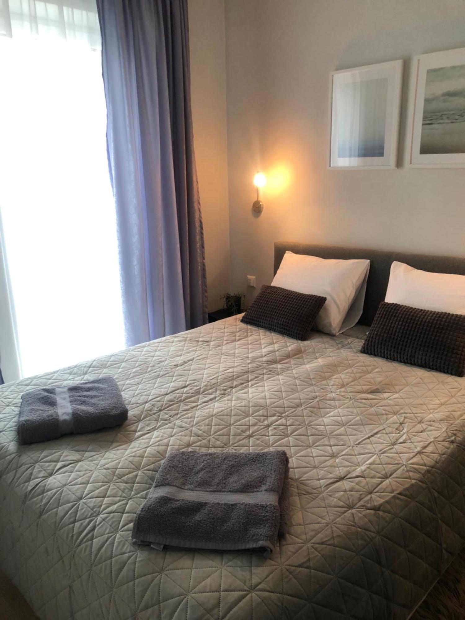 Cosy 1 Bedroom Apartment In The Heart Of Old Town With Parking Kaunas Exterior photo